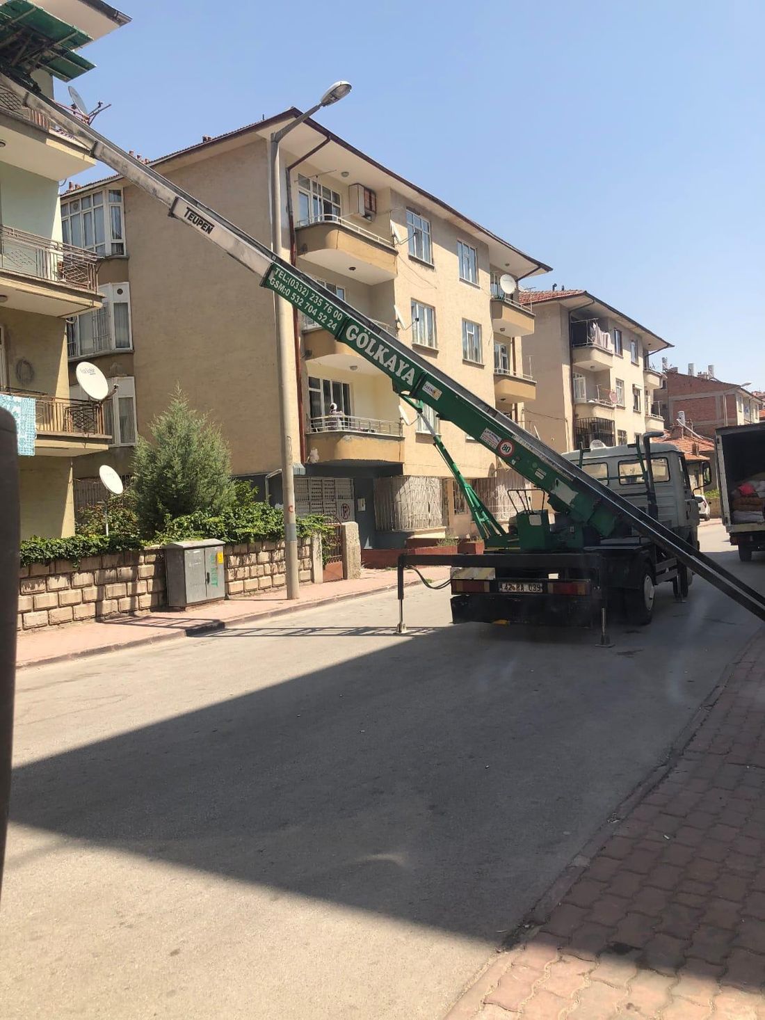Gölkaya Nakliyat cephe asansörü Konya sokak uygulaması