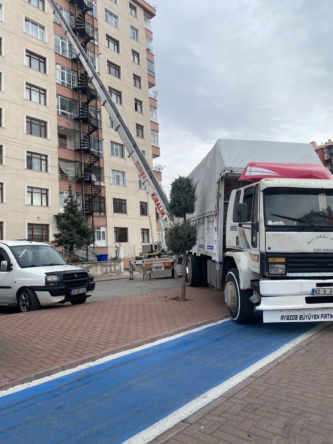 Gölkaya Nakliyat yüksek katlı binada asansörlü taşıma